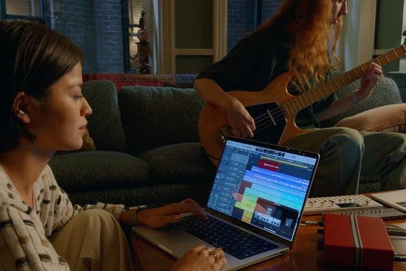 Image for article: Should You Buy a New M3 MacBook Pro?