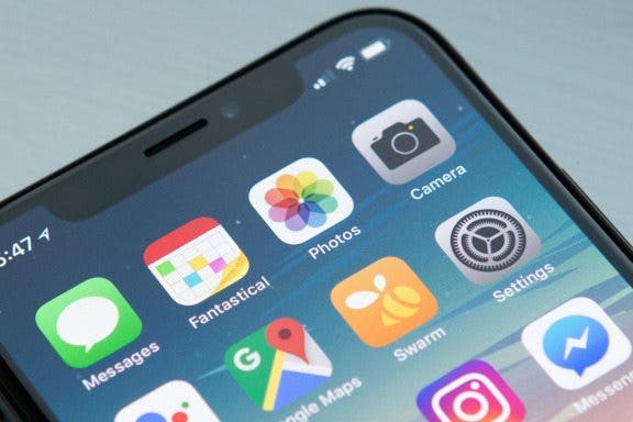 Image for article: How to Go to Home Screen on iPhone X