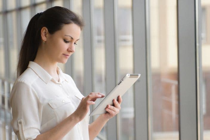 How to Switch to the List View in the Calendar App on Your iPhone or iPad