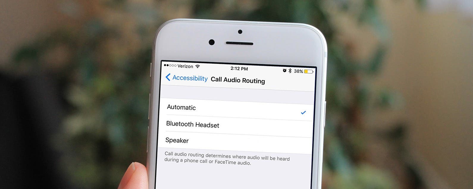 Neem een ​​bad Bezet rijm How to Set a Bluetooth Speaker or Headphones as the Default Audio on Your  iPhone