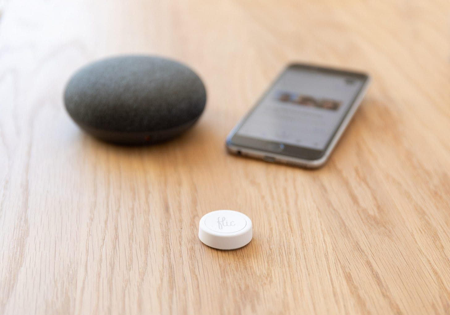 HomeKit-compatible smart buttons are kind of addictive (Flic 2