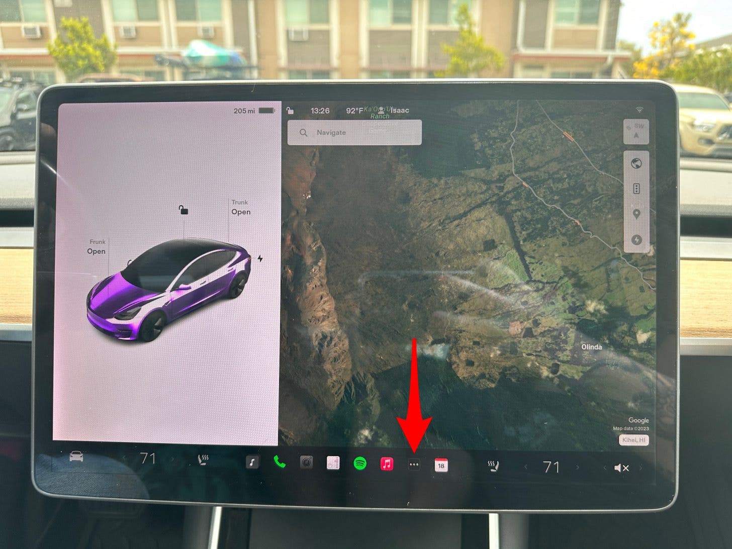 To use Tesla Waze, tap All Apps in the Launcher.