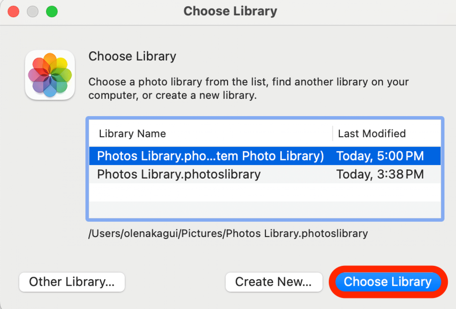 Click the Photos Library you want to transfer, then click Choose Library. Now, you can move the library you selected to the external hard drive.