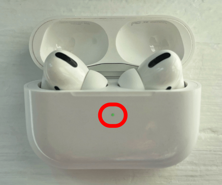 suppe Smil Situation How to Check Your AirPods Battery & Know If They're Charging