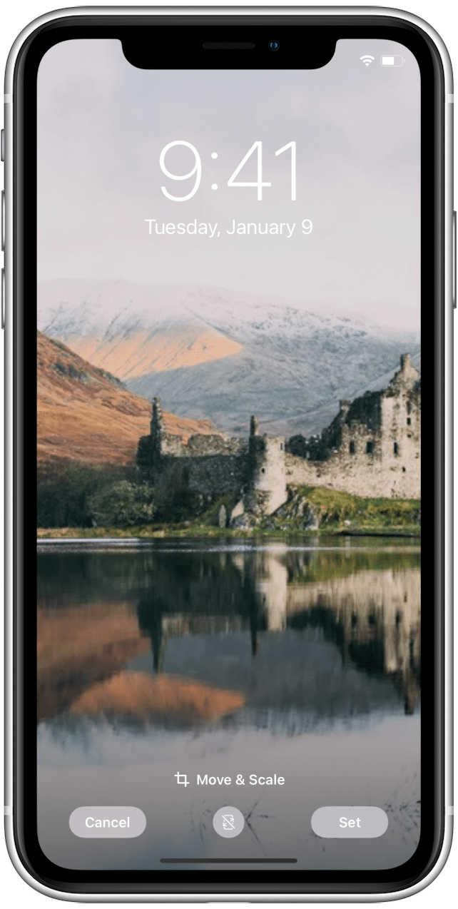 Customize your iPhone wallpaper