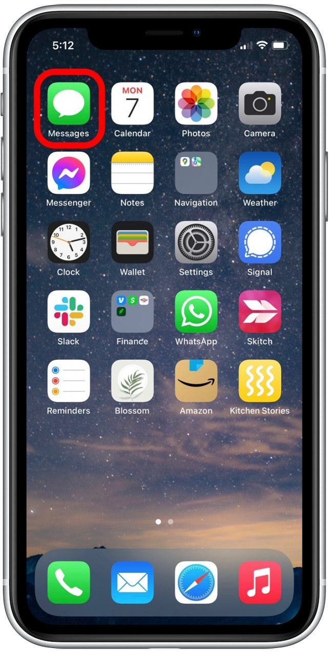 how to create a text group list on iphone
