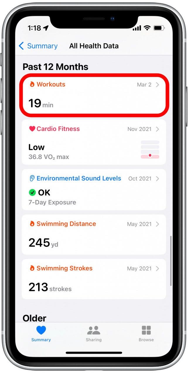 Прокрутите вниз и нажмите &laquo;Тренировки&raquo;.