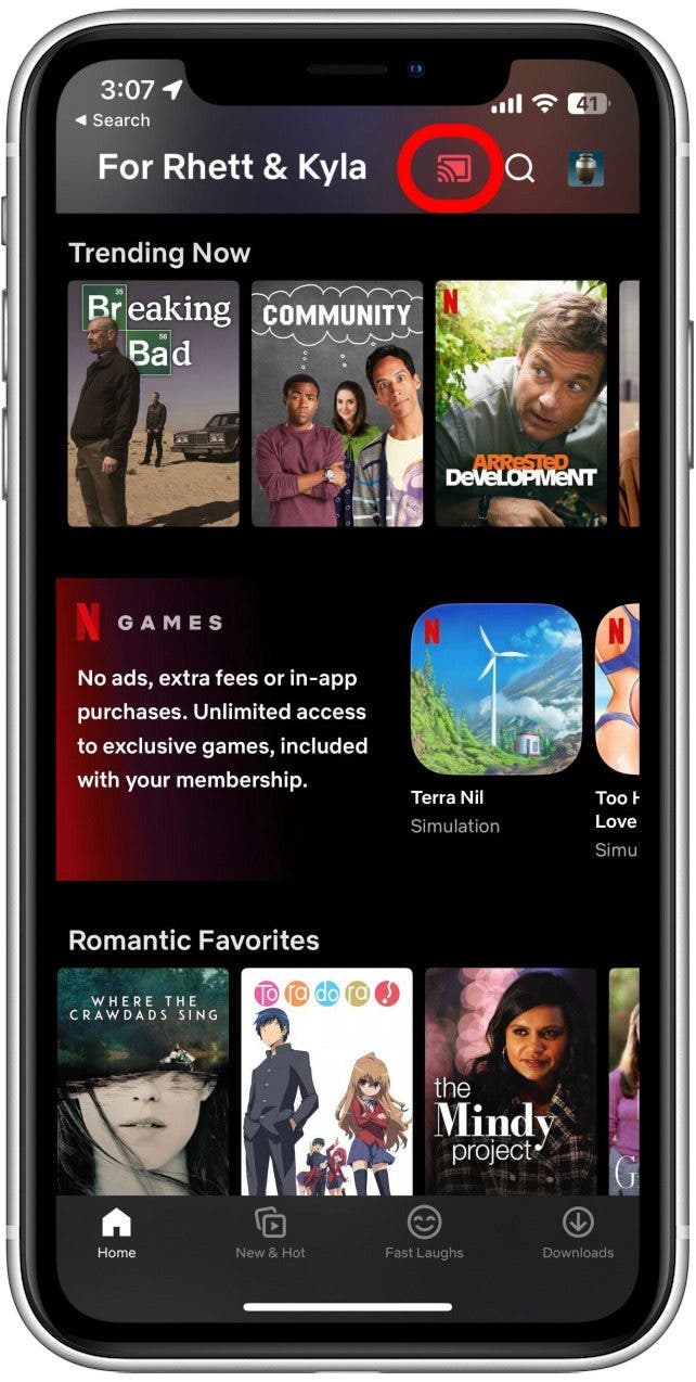 Une fois Netflix connecté à votre Chromecast, l'icône sera remplie et rouge.