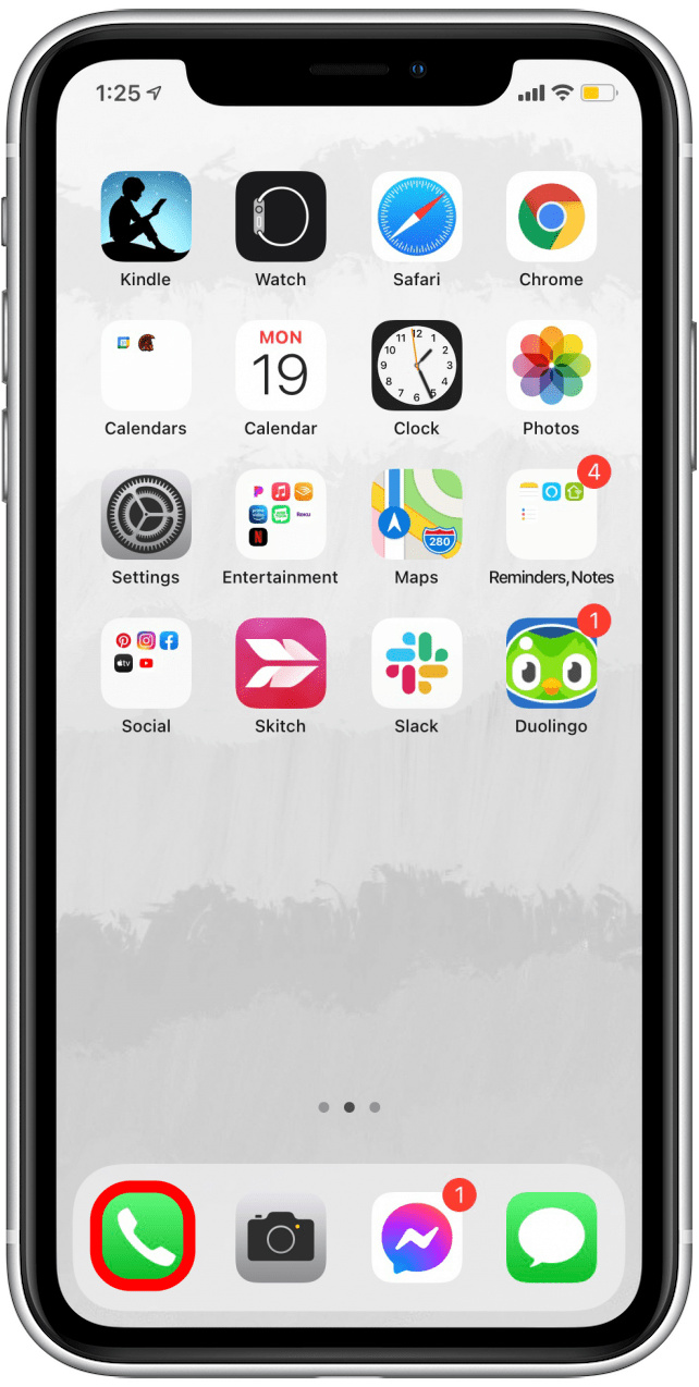 Found lost iPhone call recent contact to find owner