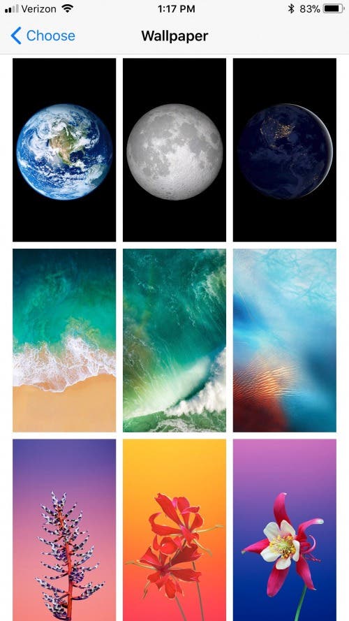 How to Use One of the New iOS 11 Wallpapers on iPhone